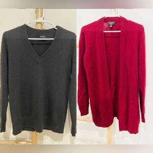 Wmns Cashmere sweater bundle: 2 items total. Burgundy + black. 100% cashmere